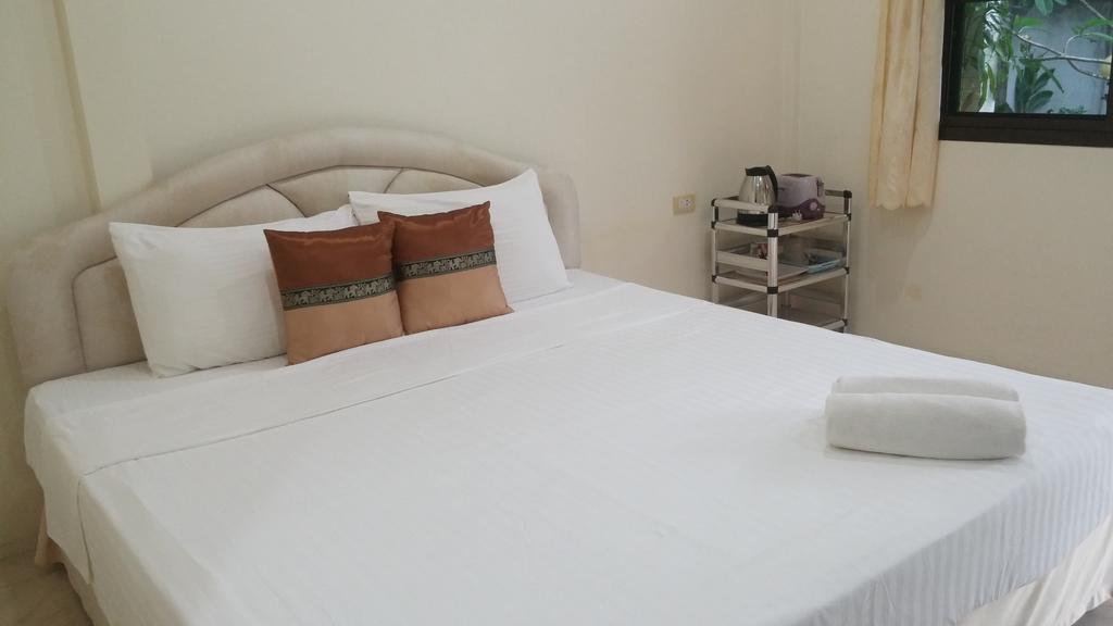 Wattana Bungalow Nai Yang Bagian luar foto