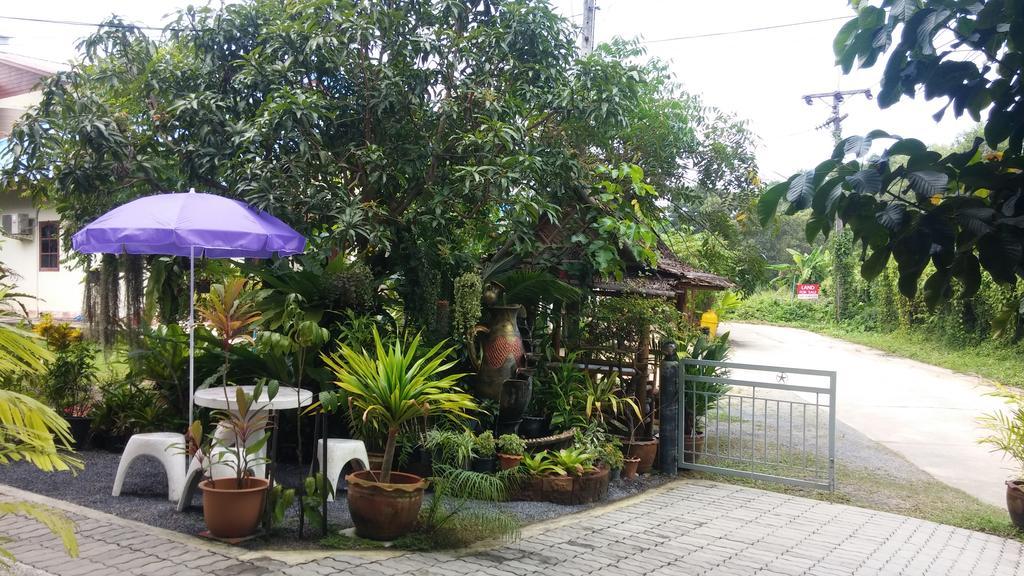 Wattana Bungalow Nai Yang Bagian luar foto